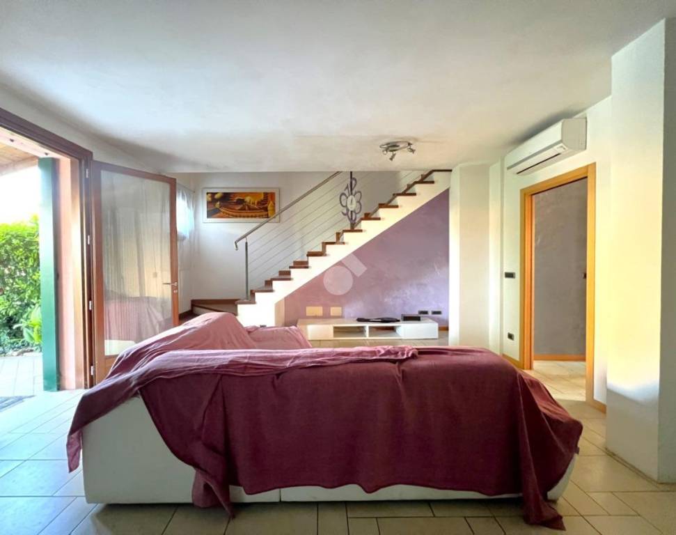 casa indipendente in vendita a Santa Maria di Sala in zona Veternigo