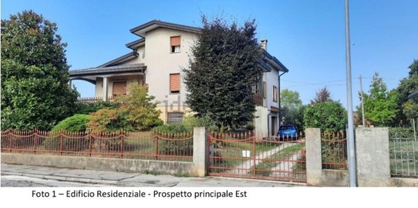 casa indipendente in vendita a Santa Maria di Sala