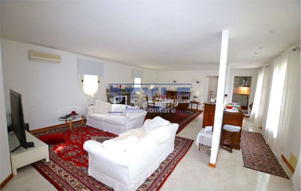 casa indipendente in vendita a Santa Maria di Sala in zona Caltana