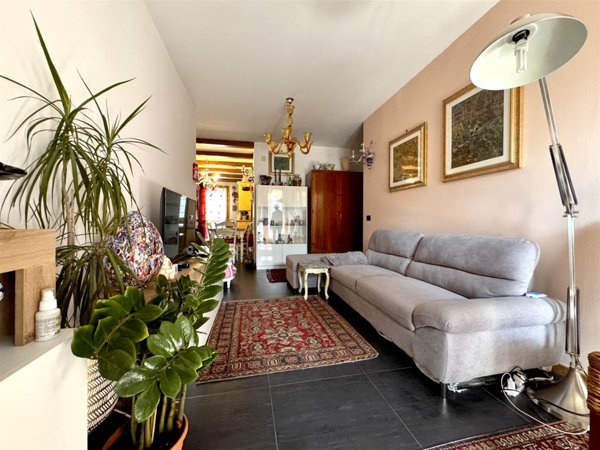 casa indipendente in vendita a Santa Maria di Sala in zona Veternigo