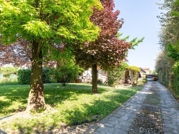 casa indipendente in vendita a Santa Maria di Sala in zona Veternigo