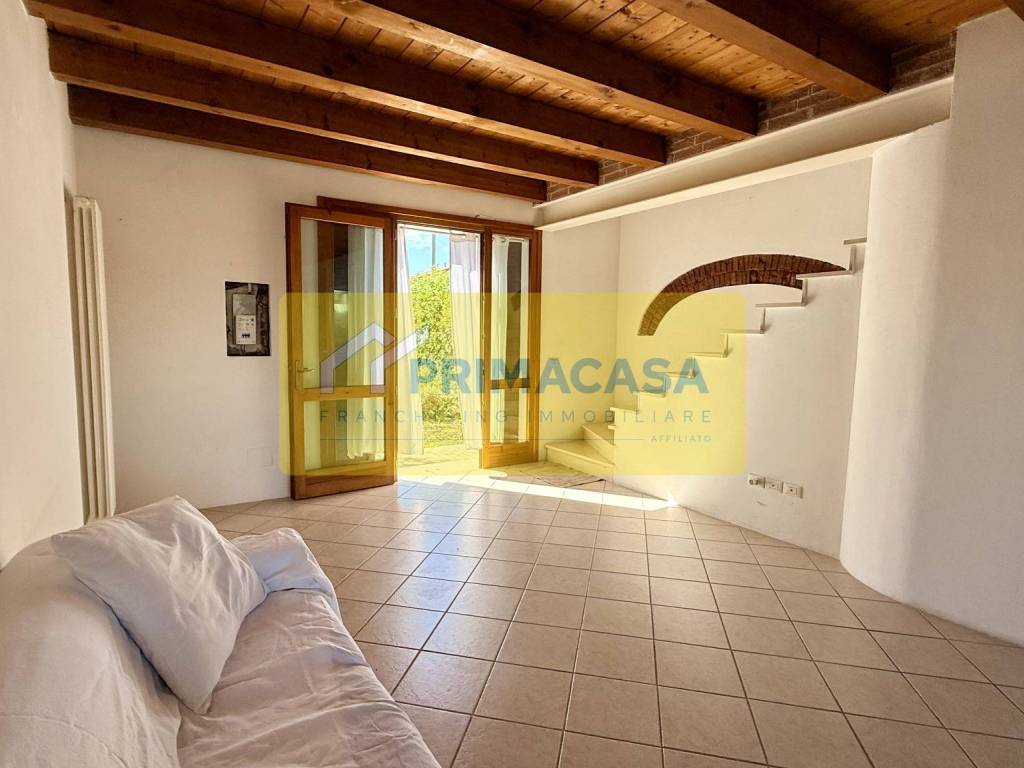 casa indipendente in vendita a Santa Maria di Sala in zona Stigliano