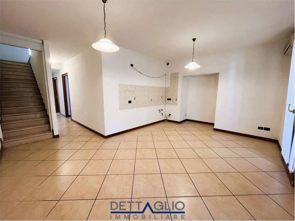 casa indipendente in vendita a Santa Maria di Sala