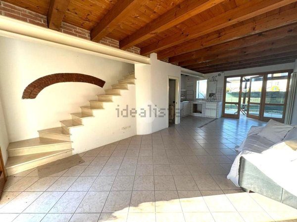 appartamento in vendita a Santa Maria di Sala in zona Stigliano