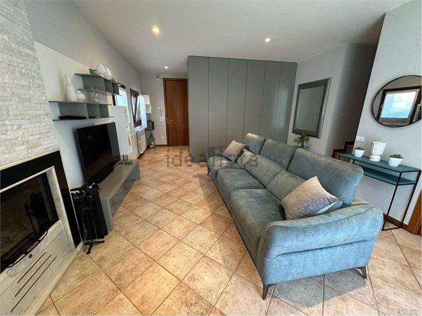 casa indipendente in vendita a Santa Maria di Sala in zona Veternigo