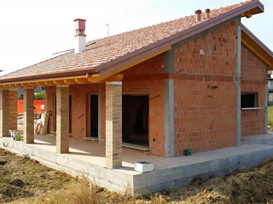 casa indipendente in vendita a Santa Maria di Sala in zona Sant'Angelo
