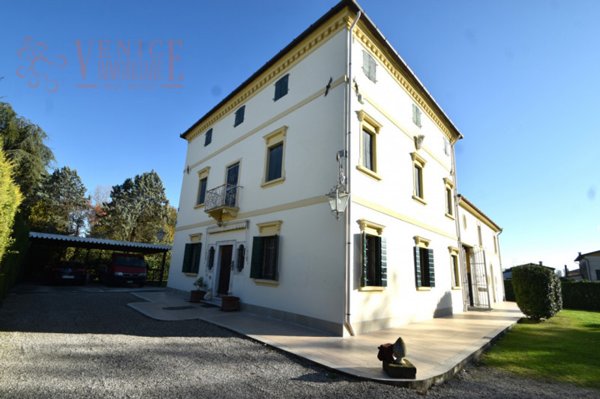 casa indipendente in vendita a Santa Maria di Sala