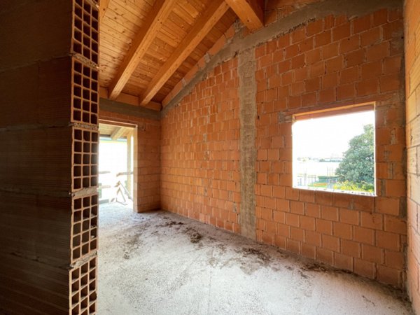 casa indipendente in vendita a Santa Maria di Sala in zona Sant'Angelo