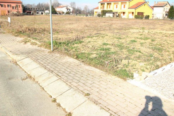 terreno edificabile in vendita a Santa Maria di Sala in zona Caltana