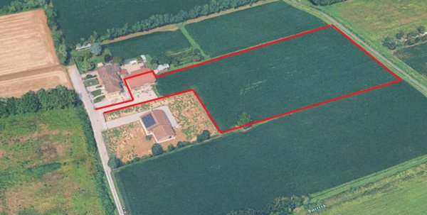 locale di sgombero in vendita a Santa Maria di Sala in zona Caselle