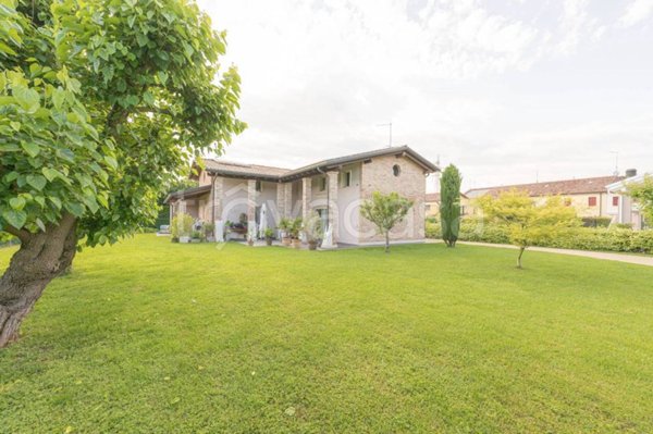 casa indipendente in vendita a Santa Maria di Sala in zona Veternigo