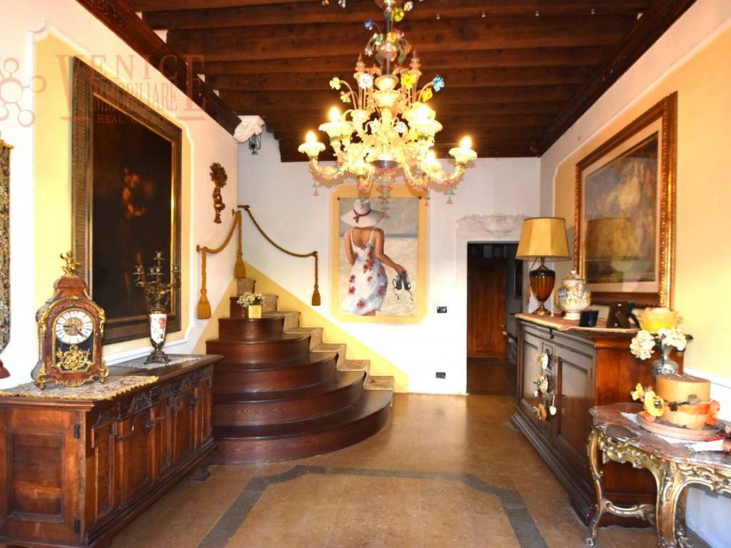 casa indipendente in vendita a Santa Maria di Sala in zona Sant'Angelo
