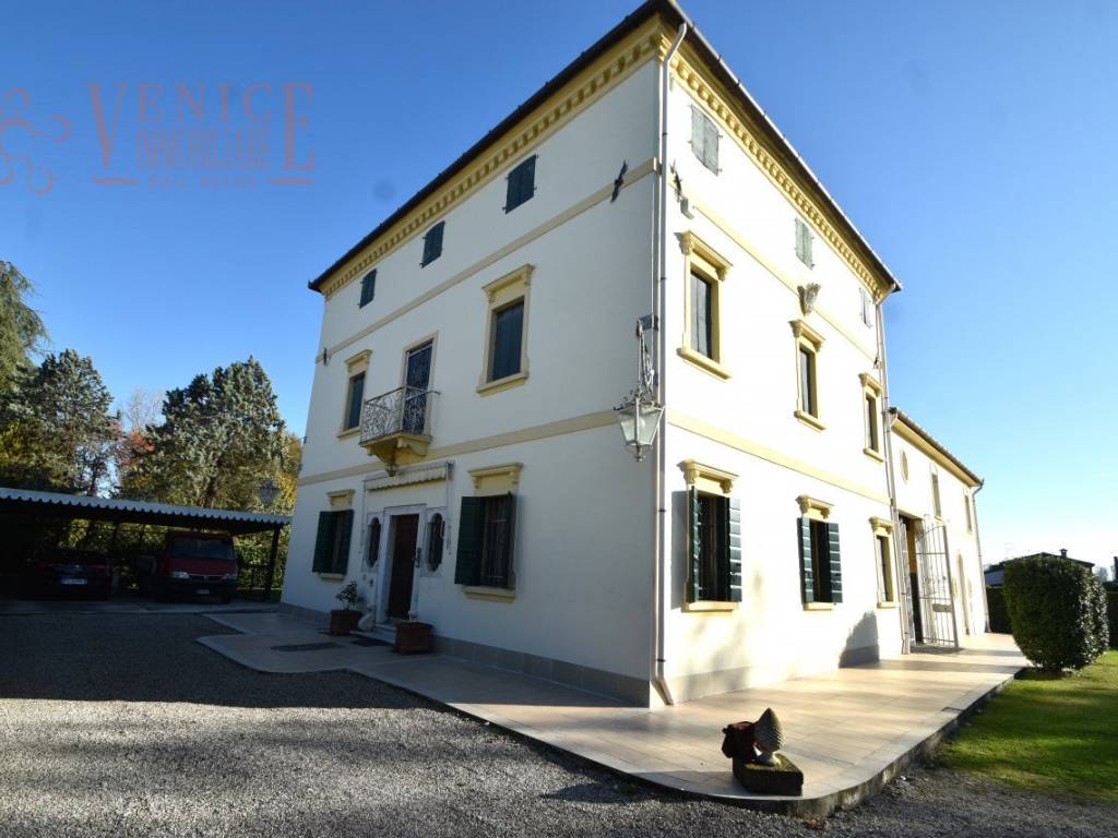 casa indipendente in vendita a Santa Maria di Sala