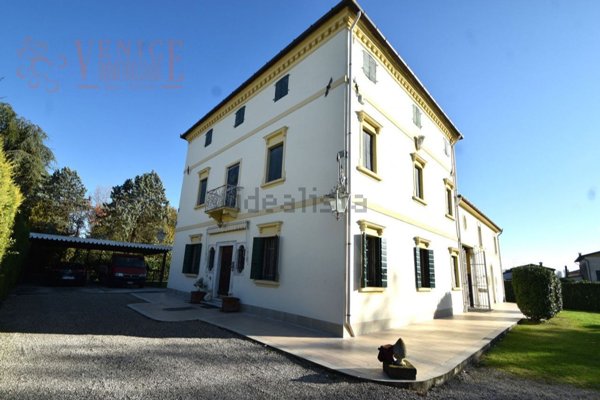 casa indipendente in vendita a Santa Maria di Sala