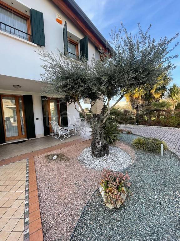 casa indipendente in vendita a Santa Maria di Sala