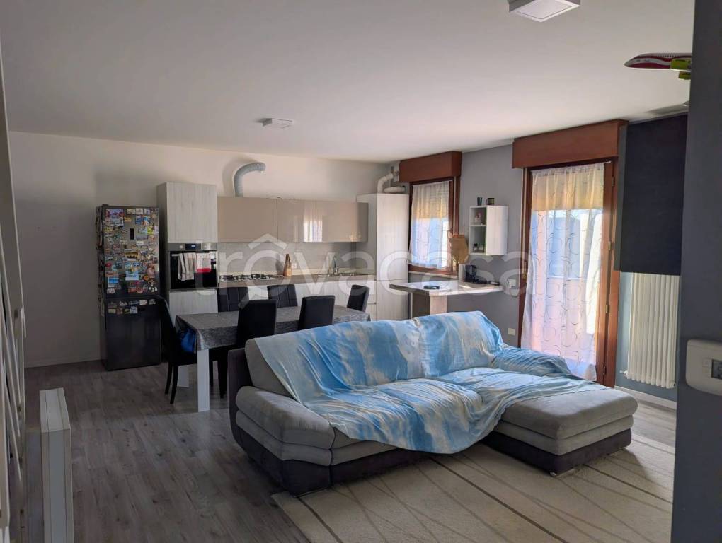 appartamento in vendita a Santa Maria di Sala in zona Caltana