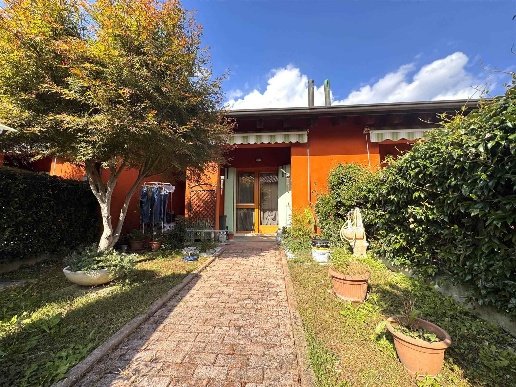 casa indipendente in vendita a Santa Maria di Sala in zona Veternigo