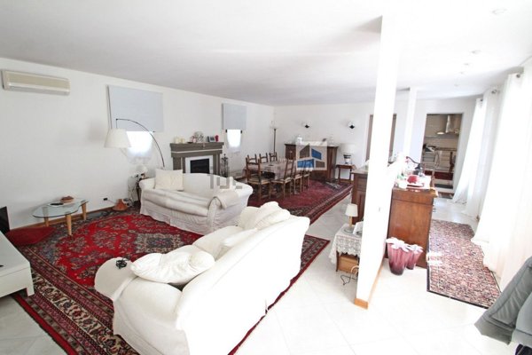 casa indipendente in vendita a Santa Maria di Sala in zona Caltana