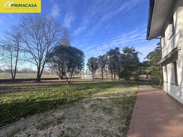 casa indipendente in vendita a Santa Maria di Sala in zona Caltana