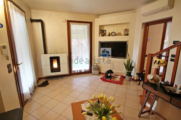 appartamento in vendita a Santa Maria di Sala in zona Caltana