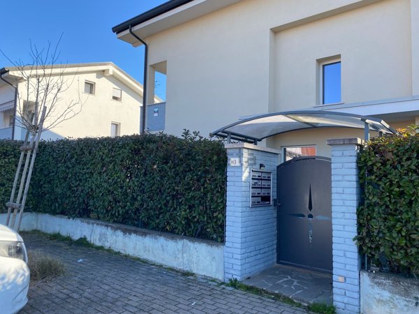 appartamento in vendita a Santa Maria di Sala in zona Sant'Angelo