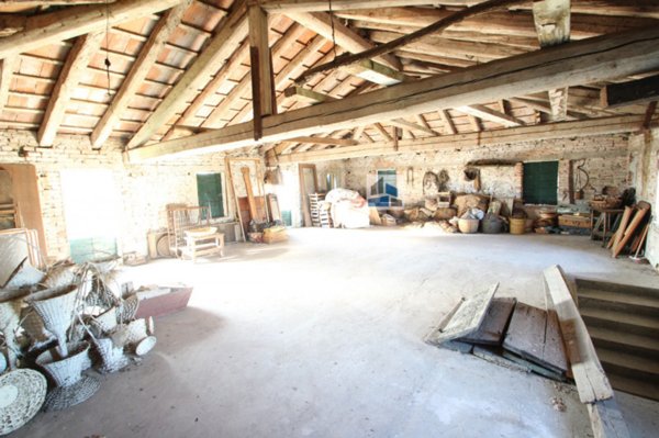 attico in vendita a Santa Maria di Sala in zona Veternigo