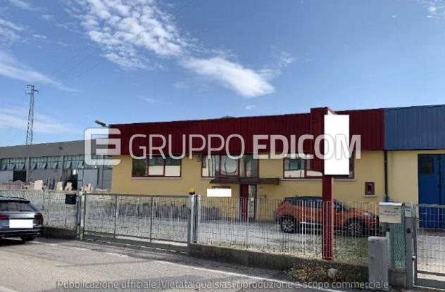 negozio in vendita a Santa Maria di Sala in zona Caltana