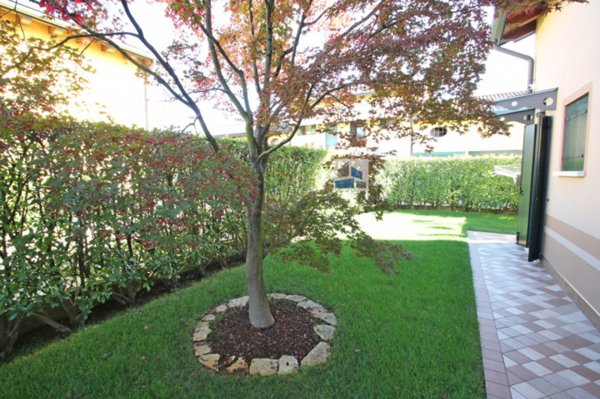 casa indipendente in vendita a Santa Maria di Sala in zona Veternigo