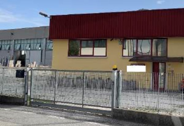 ufficio in vendita a Santa Maria di Sala