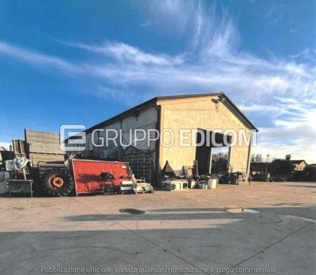 negozio in vendita a Santa Maria di Sala in zona Veternigo