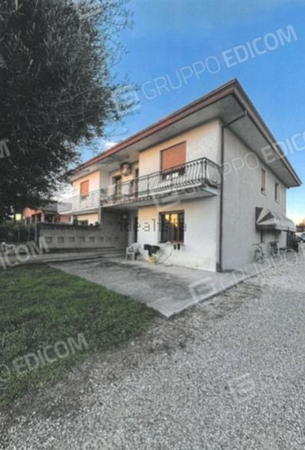 casa indipendente in vendita a Santa Maria di Sala