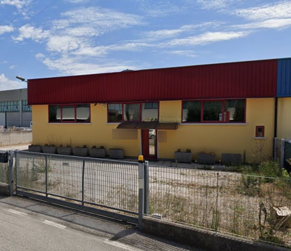 ufficio in vendita a Santa Maria di Sala