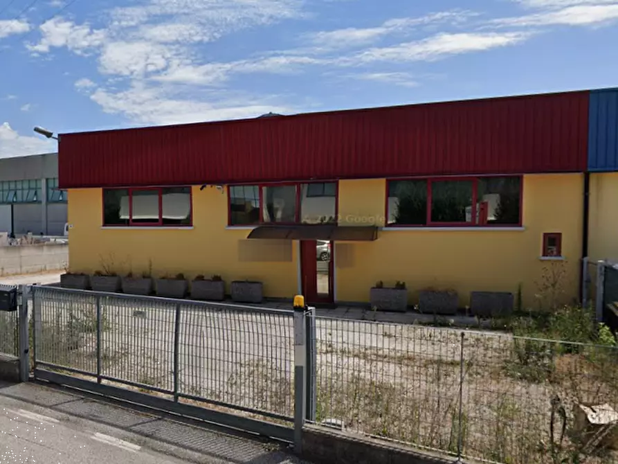 ufficio in vendita a Santa Maria di Sala