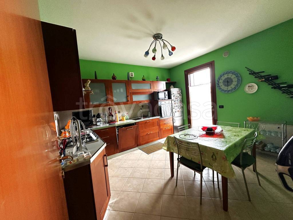 appartamento in vendita a Santa Maria di Sala in zona Caltana