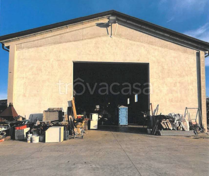 locale commerciale in vendita a Santa Maria di Sala in zona Veternigo