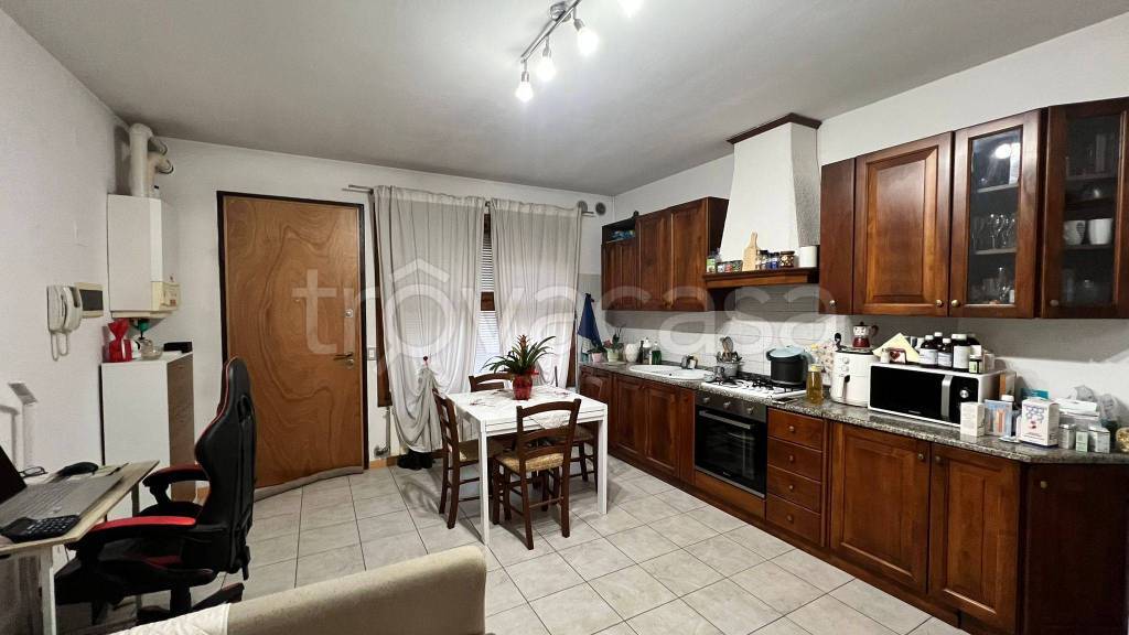 appartamento in vendita a Santa Maria di Sala in zona Veternigo