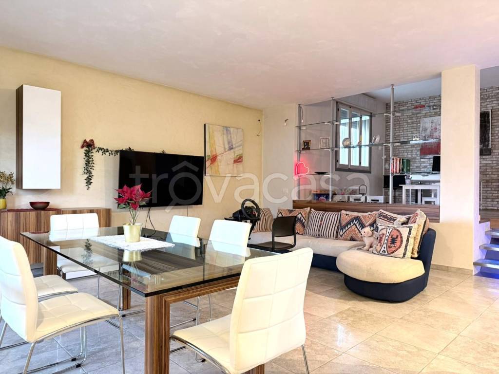 casa indipendente in vendita a Santa Maria di Sala in zona Veternigo