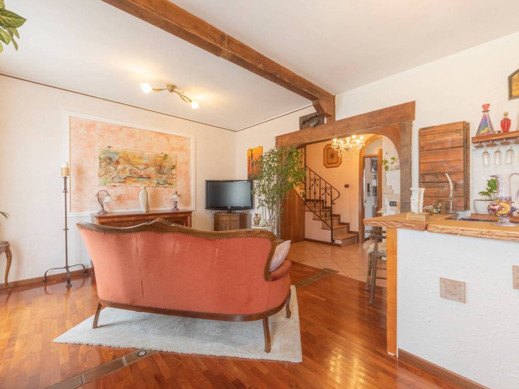 appartamento in vendita a Santa Maria di Sala in zona Caltana