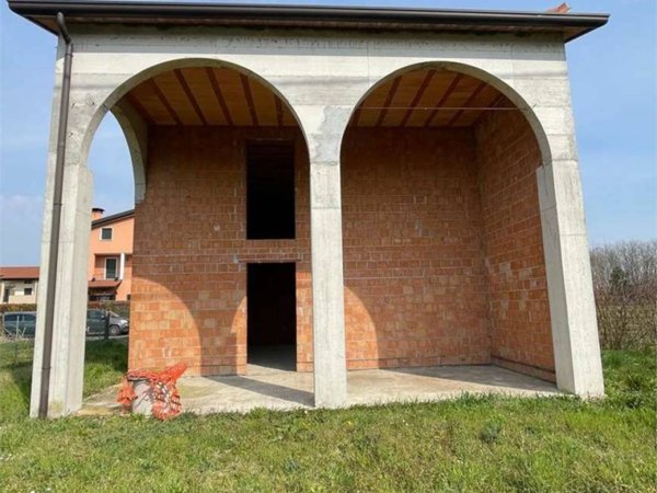 casa indipendente in vendita a Santa Maria di Sala in zona Veternigo