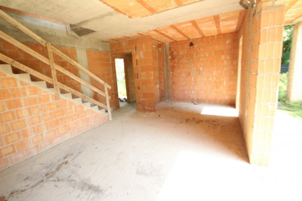 casa indipendente in vendita a Santa Maria di Sala in zona Sant'Angelo