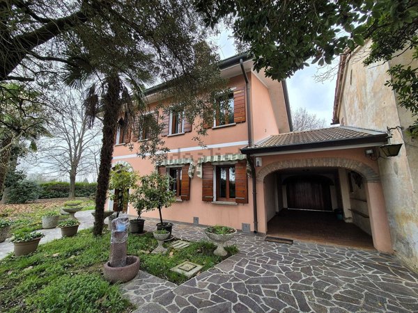 casa indipendente in vendita a Santa Maria di Sala