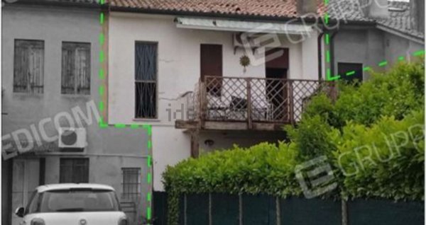 appartamento in vendita a Santa Maria di Sala in zona Caselle