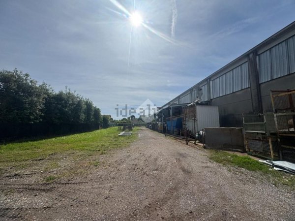 terreno edificabile in vendita a Santa Maria di Sala in zona Veternigo