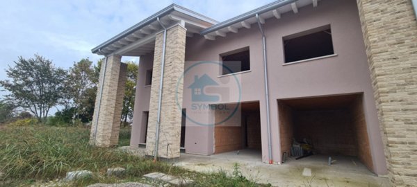 casa indipendente in vendita a Santa Maria di Sala in zona Veternigo