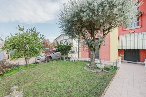 casa indipendente in vendita a Santa Maria di Sala