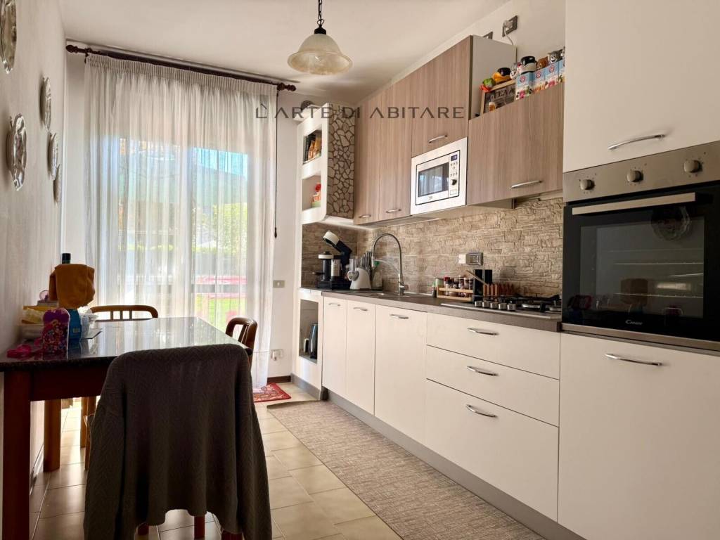 appartamento in vendita a Santa Maria di Sala in zona Caselle