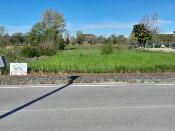 ufficio in vendita a Santa Maria di Sala in zona Stigliano