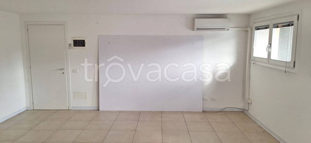 appartamento in vendita a Santa Maria di Sala in zona Sant'Angelo