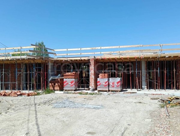 casa indipendente in vendita a Santa Maria di Sala in zona Caselle