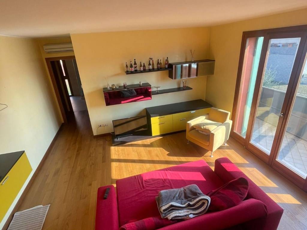 appartamento in vendita a Santa Maria di Sala in zona Veternigo